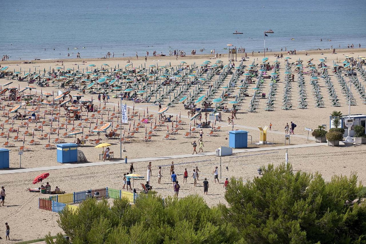Reji - Appartamenti Bibione Exterior photo